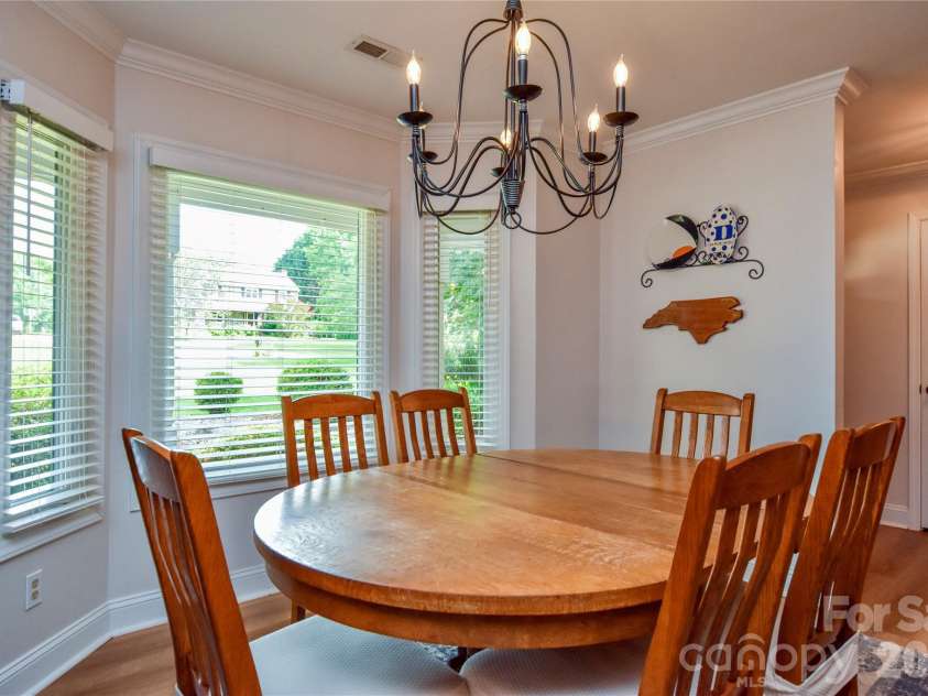 127 Fairway Drive, Mooresville, NC 28117.  MLS# CAR4420861, YatesRealty ID 50792. 