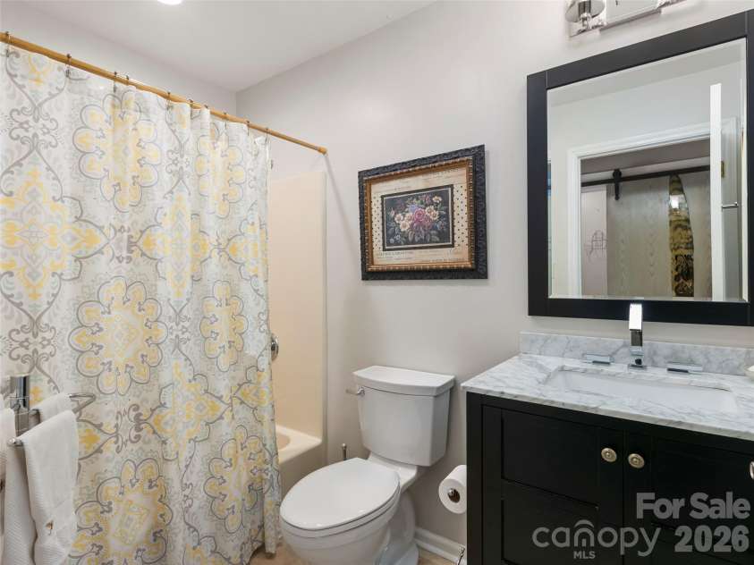 114 Sunny View Lane, Flat Rock, NC 28731.  MLS# CAR4424525, YatesRealty ID 50796. 