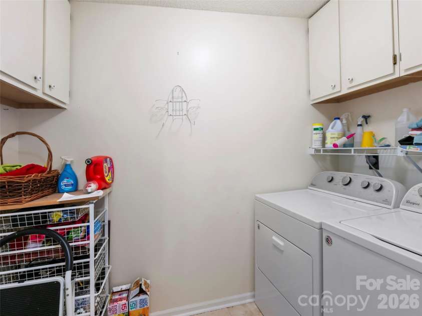 114 Sunny View Lane, Flat Rock, NC 28731.  MLS# CAR4424525, YatesRealty ID 50796. 