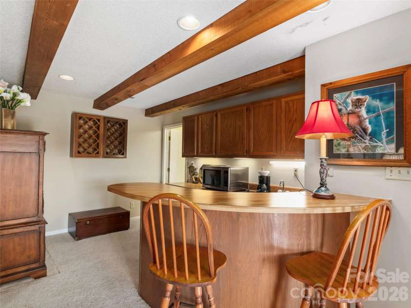 114 Sunny View Lane, Flat Rock, NC 28731.  MLS# CAR4424525, YatesRealty ID 50796. 