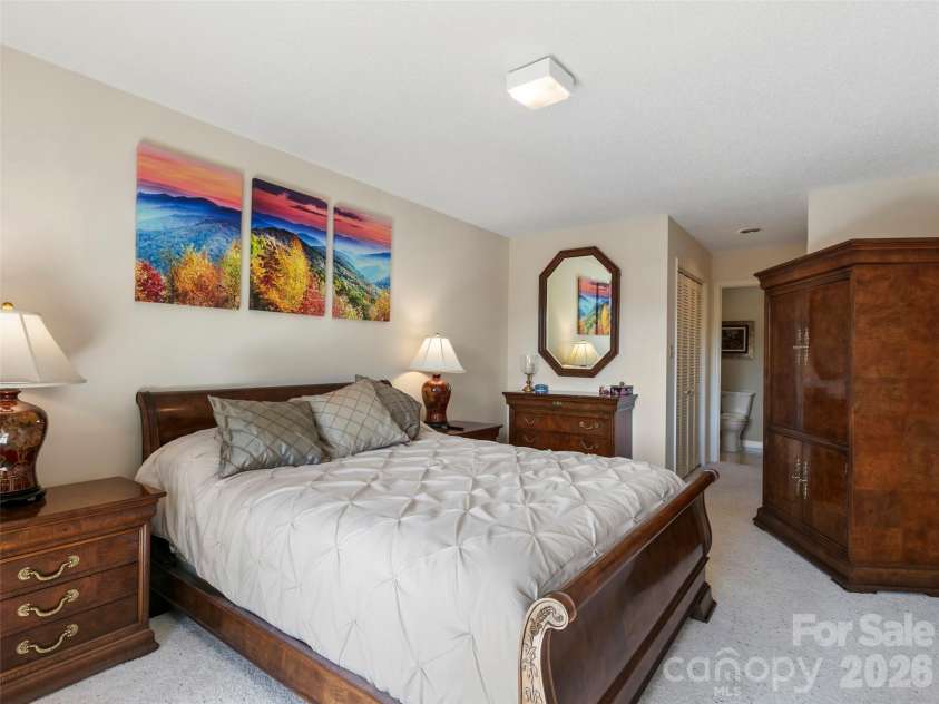 114 Sunny View Lane, Flat Rock, NC 28731.  MLS# CAR4424525, YatesRealty ID 50796. 