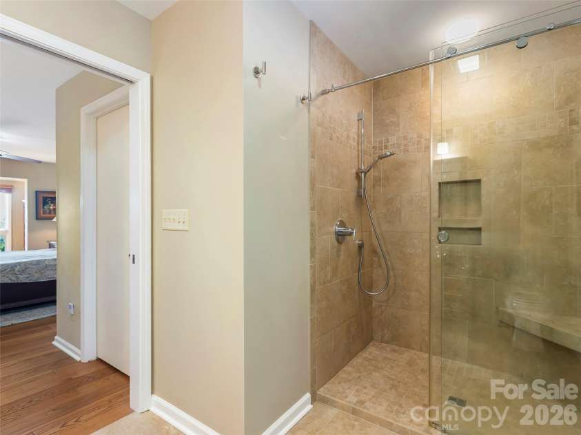 114 Sunny View Lane, Flat Rock, NC 28731.  MLS# CAR4424525, YatesRealty ID 50796. 