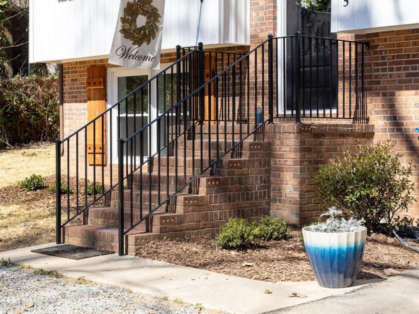 205 Redding Road, Stanley, NC 28164.  MLS# CAR4326333, YatesRealty ID 50798. 