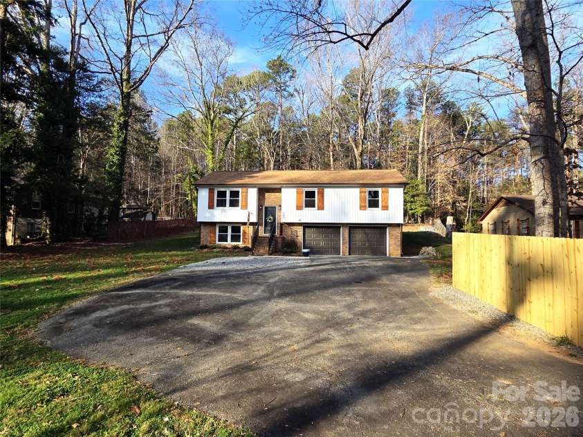 205 Redding Road, Stanley, NC 28164.  MLS# CAR4326333, YatesRealty ID 50798. 