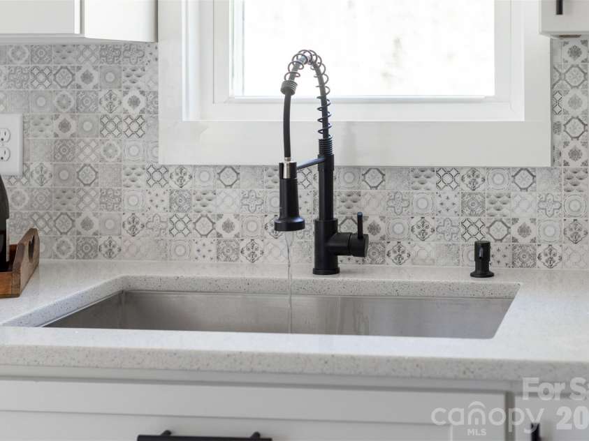 205 Redding Road, Stanley, NC 28164.  MLS# CAR4326333, YatesRealty ID 50798. 