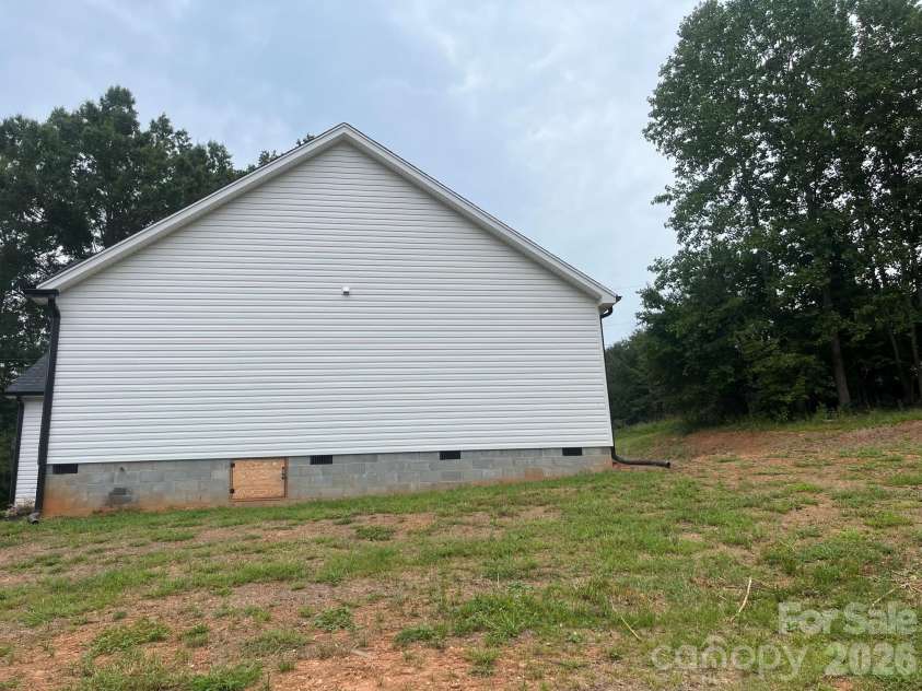 914 Old Hollis Road, Ellenboro, NC 28040.  MLS# CAR4424541, YatesRealty ID 50798. Right side