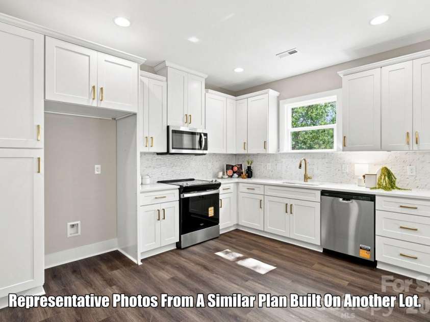 2213 Seventh Avenue, Gastonia, NC 28052.  MLS# CAR4424536, YatesRealty ID 50799. 