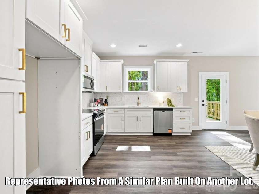 2213 Seventh Avenue, Gastonia, NC 28052.  MLS# CAR4424536, YatesRealty ID 50799. 