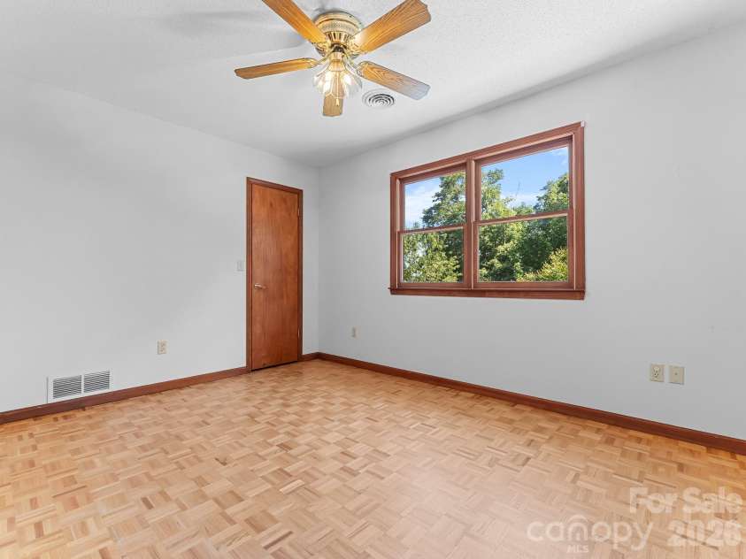 220 Wingfield Way, Brevard, NC 28712.  MLS# CAR4424278, YatesRealty ID 50800. 2nd Bedroom