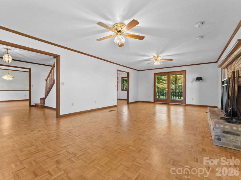 220 Wingfield Way, Brevard, NC 28712.  MLS# CAR4424278, YatesRealty ID 50800. 