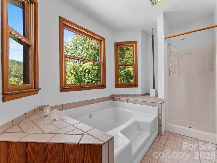 220 Wingfield Way, Brevard, NC 28712.  MLS# CAR4424278, YatesRealty ID 50800. 