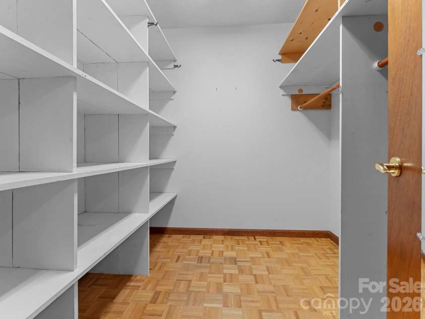 220 Wingfield Way, Brevard, NC 28712.  MLS# CAR4424278, YatesRealty ID 50800. Walk-In Closet for Primary