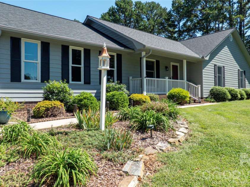 187 Sunfish Drive, Mooresville, NC 28117.  MLS# CAR4422073, YatesRealty ID 50805. 
