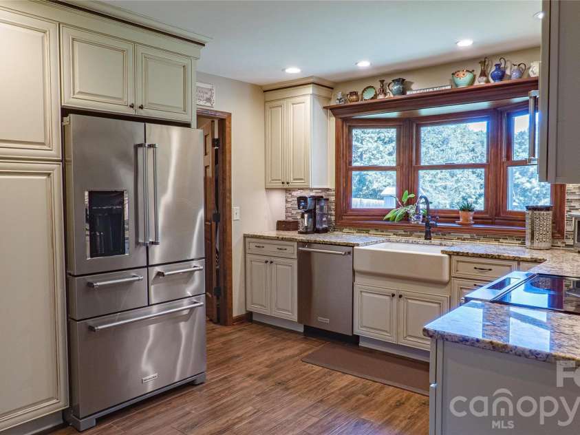 187 Sunfish Drive, Mooresville, NC 28117.  MLS# CAR4422073, YatesRealty ID 50805. 