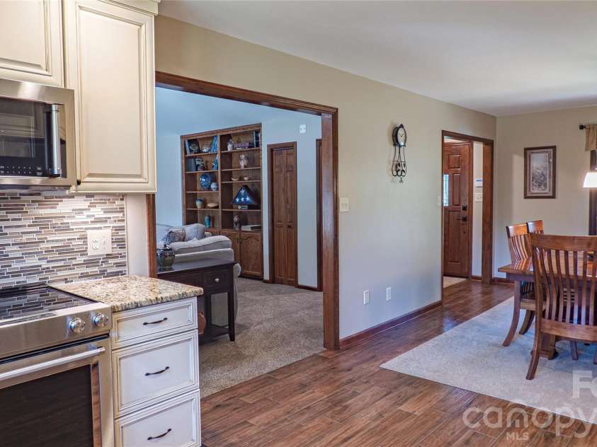 187 Sunfish Drive, Mooresville, NC 28117.  MLS# CAR4422073, YatesRealty ID 50805. 