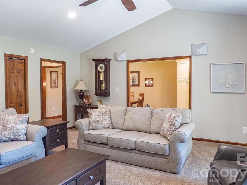 187 Sunfish Drive, Mooresville, NC 28117.  MLS# CAR4422073, YatesRealty ID 50805. 