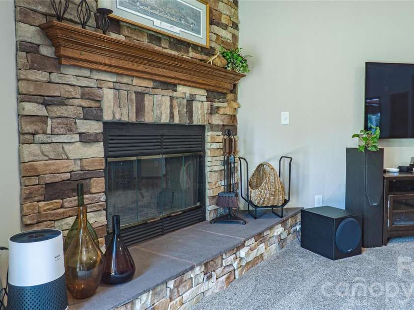 187 Sunfish Drive, Mooresville, NC 28117.  MLS# CAR4422073, YatesRealty ID 50805. 