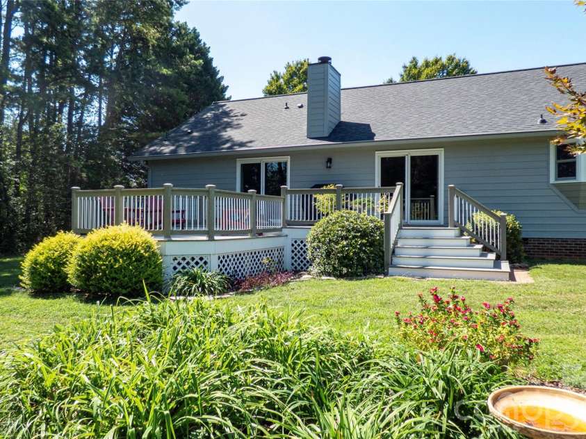 187 Sunfish Drive, Mooresville, NC 28117.  MLS# CAR4422073, YatesRealty ID 50805. Backyard