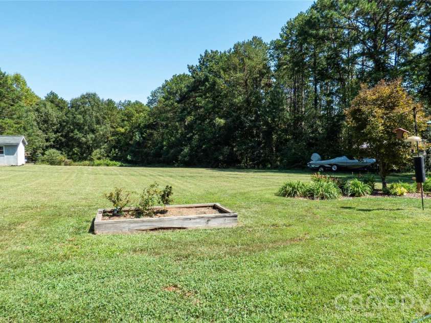 187 Sunfish Drive, Mooresville, NC 28117.  MLS# CAR4422073, YatesRealty ID 50805. Backyard