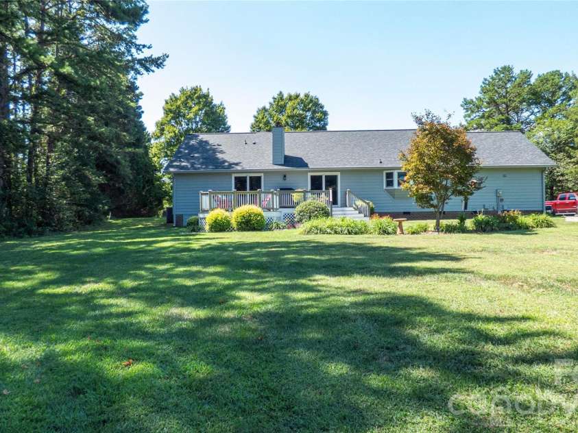 187 Sunfish Drive, Mooresville, NC 28117.  MLS# CAR4422073, YatesRealty ID 50805. Backyard
