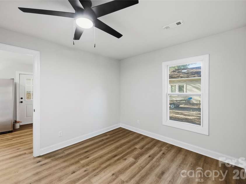 1101 Opal Street, Charlotte, NC 28208.  MLS# CAR4424357, YatesRealty ID 50806. 
