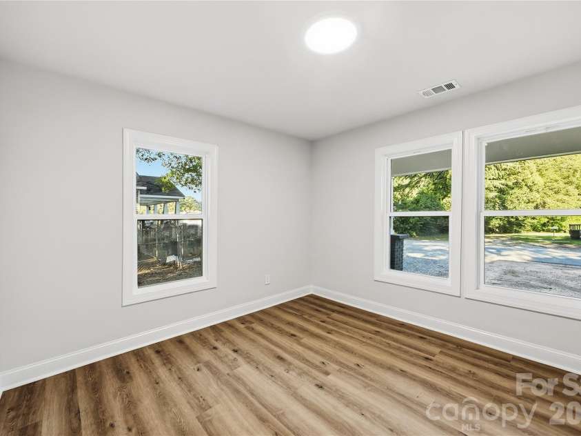 1101 Opal Street, Charlotte, NC 28208.  MLS# CAR4424357, YatesRealty ID 50806. 
