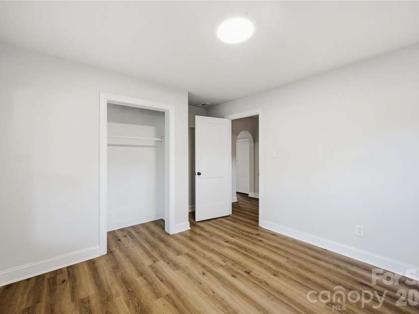 1101 Opal Street, Charlotte, NC 28208.  MLS# CAR4424357, YatesRealty ID 50806. 