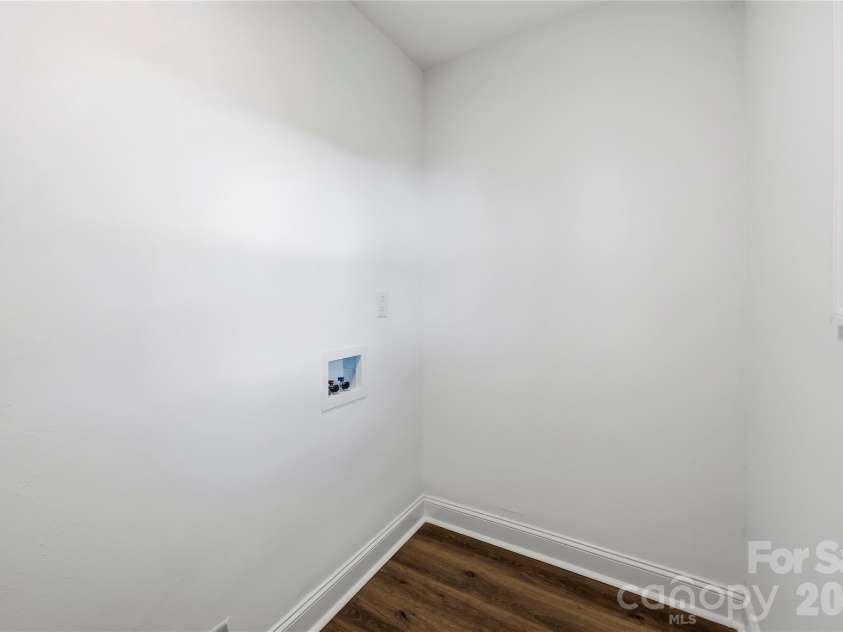 1101 Opal Street, Charlotte, NC 28208.  MLS# CAR4424357, YatesRealty ID 50806. 