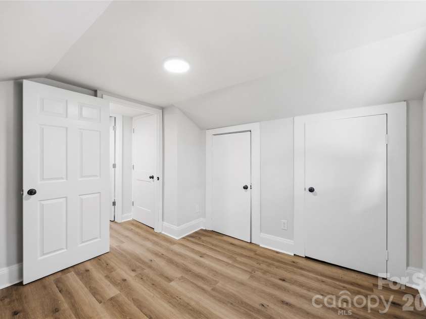 1101 Opal Street, Charlotte, NC 28208.  MLS# CAR4424357, YatesRealty ID 50806. 