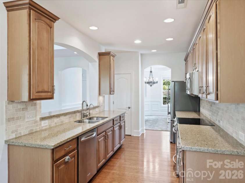 7326 Firespike Road, Charlotte, NC 28211.  MLS# CAR4417105, YatesRealty ID 50809. 
