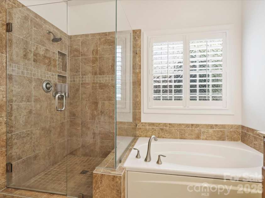 7326 Firespike Road, Charlotte, NC 28211.  MLS# CAR4417105, YatesRealty ID 50809. 