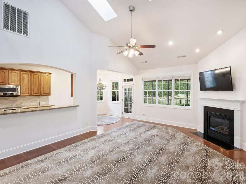 7326 Firespike Road, Charlotte, NC 28211.  MLS# CAR4417105, YatesRealty ID 50809. Gas log fireplace