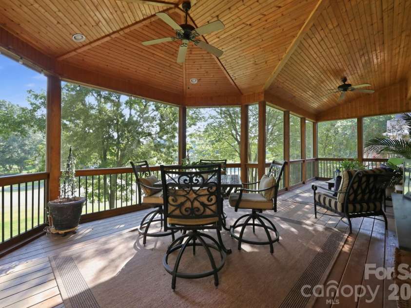303 Bing Crosby Boulevard, Advance, NC 27006.  MLS# CAR4419758, YatesRealty ID 5081. 