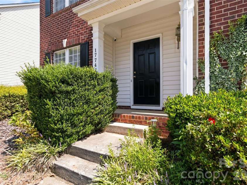17742 Delmas Drive, Cornelius, NC 28031.  MLS# CAR4421094, YatesRealty ID 50811. Covered Porch
