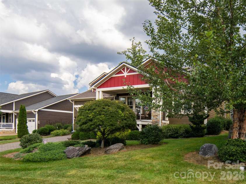 40 Buckhorn Gap Road, Biltmore Lake, NC 28715.  MLS# CAR4424565, YatesRealty ID 50812. 