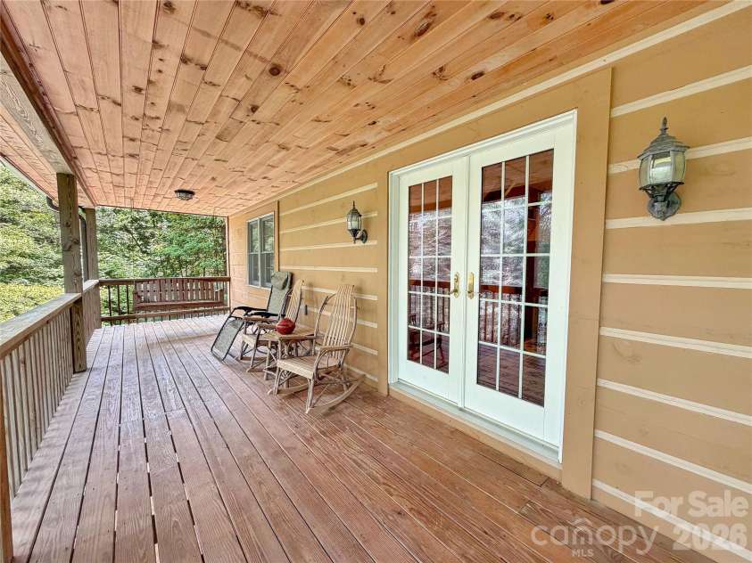 219 Red Maple Lane, Boone, NC 28607.  MLS# CAR4398352, YatesRealty ID 50816. 
