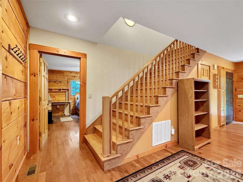 219 Red Maple Lane, Boone, NC 28607.  MLS# CAR4398352, YatesRealty ID 50816. 