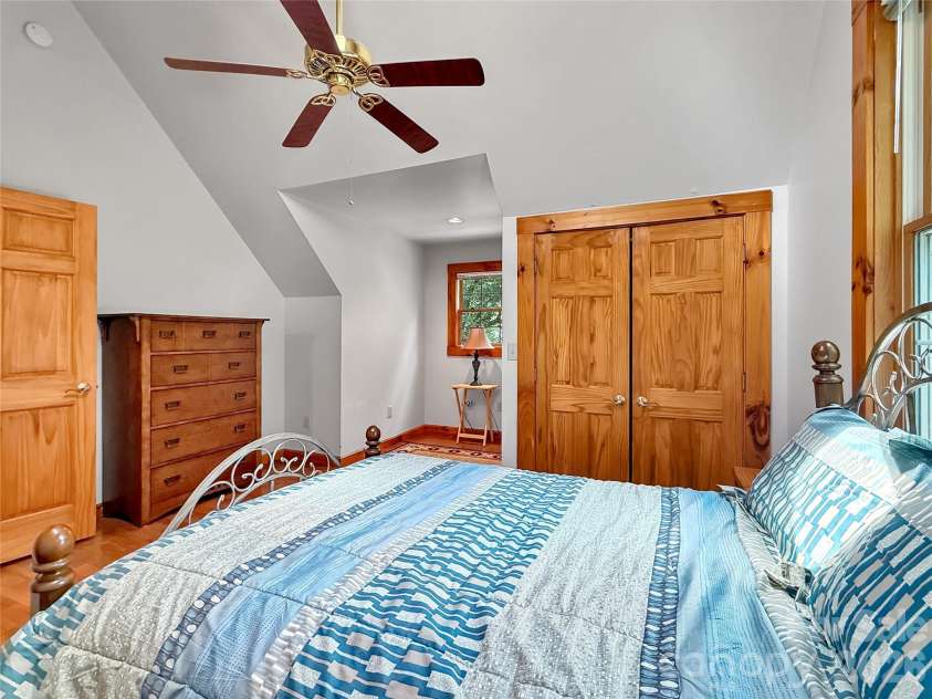 219 Red Maple Lane, Boone, NC 28607.  MLS# CAR4398352, YatesRealty ID 50816. 