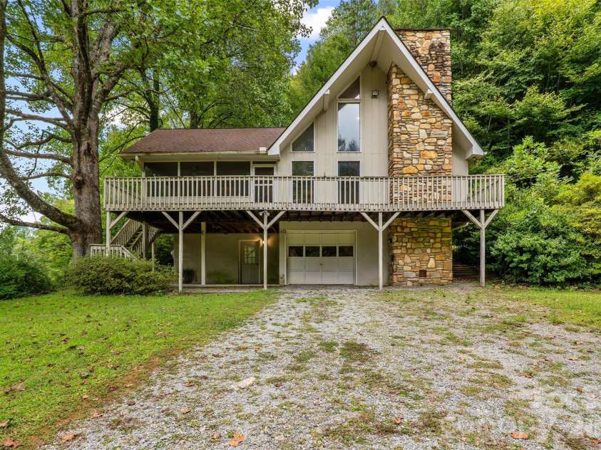 473 Middlefork Road, Brevard, NC 28712.  MLS# CAR4420131, YatesRealty ID 50818. 