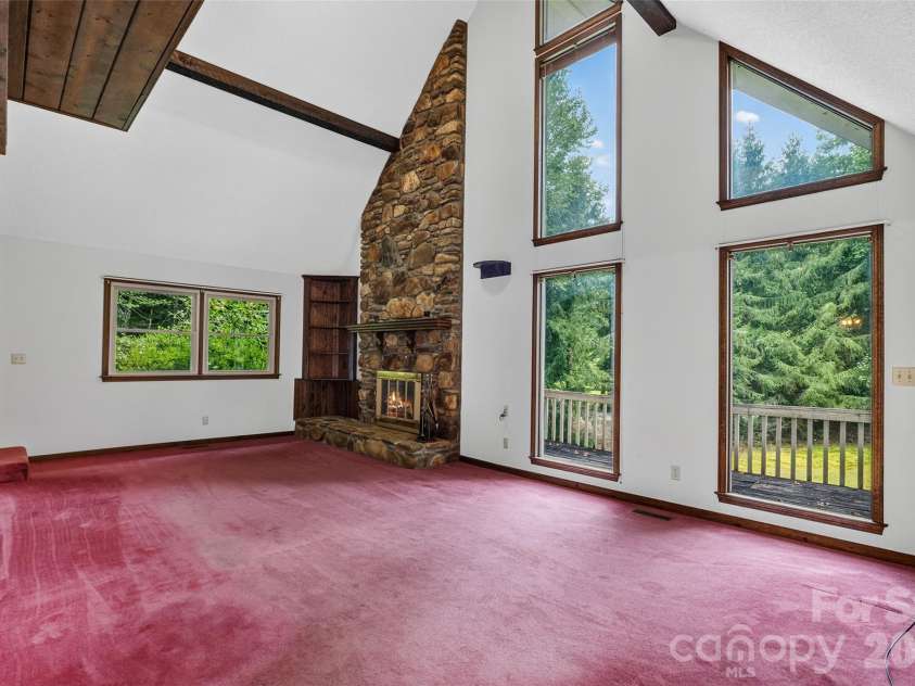 473 Middlefork Road, Brevard, NC 28712.  MLS# CAR4420131, YatesRealty ID 50818. 