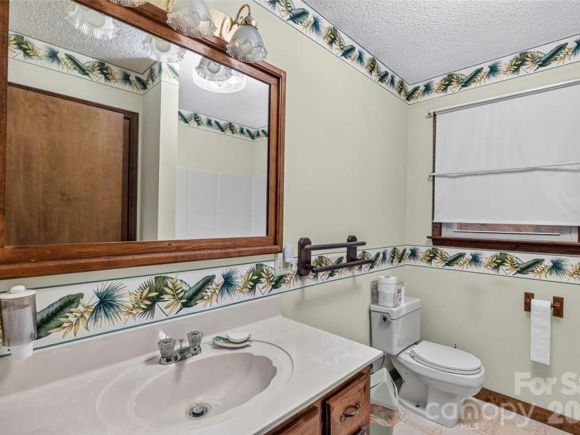 473 Middlefork Road, Brevard, NC 28712.  MLS# CAR4420131, YatesRealty ID 50818. 