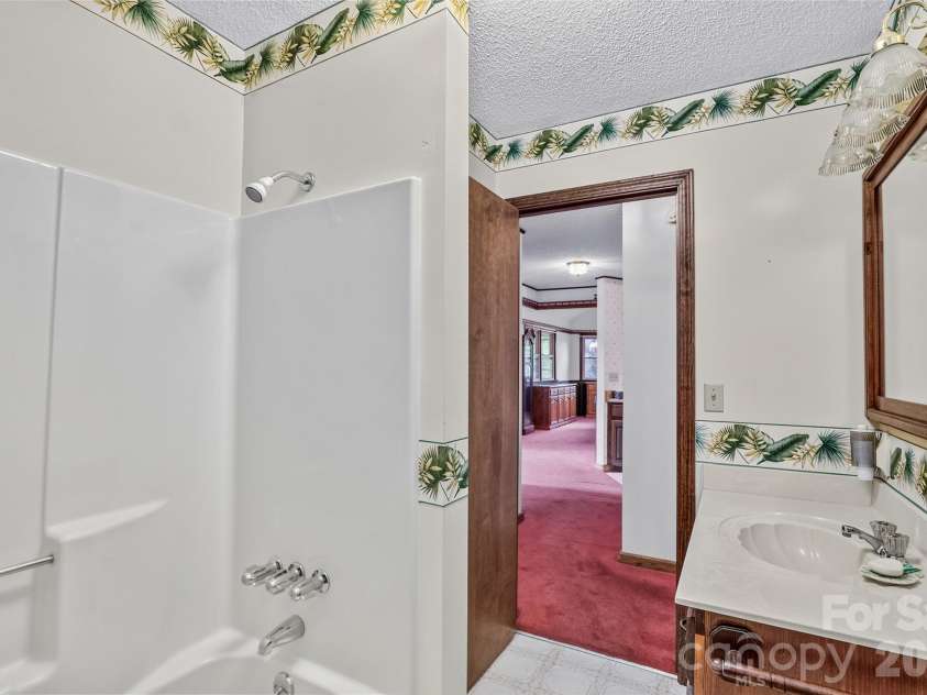 473 Middlefork Road, Brevard, NC 28712.  MLS# CAR4420131, YatesRealty ID 50818. 