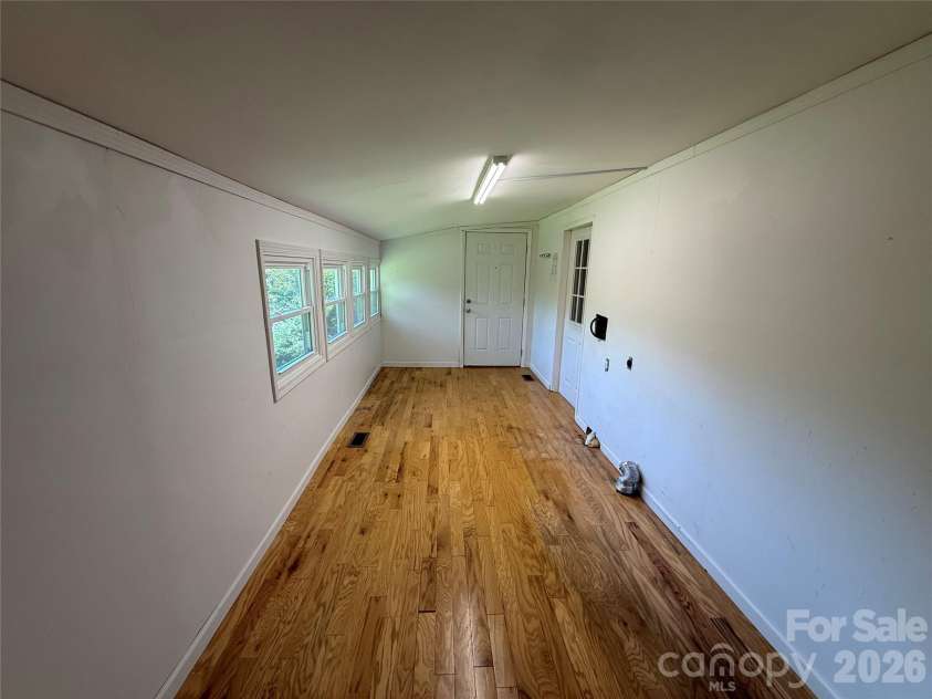 44 Oak Hill Road, Nebo, NC 28761.  MLS# CAR4423318, YatesRealty ID 50821. 