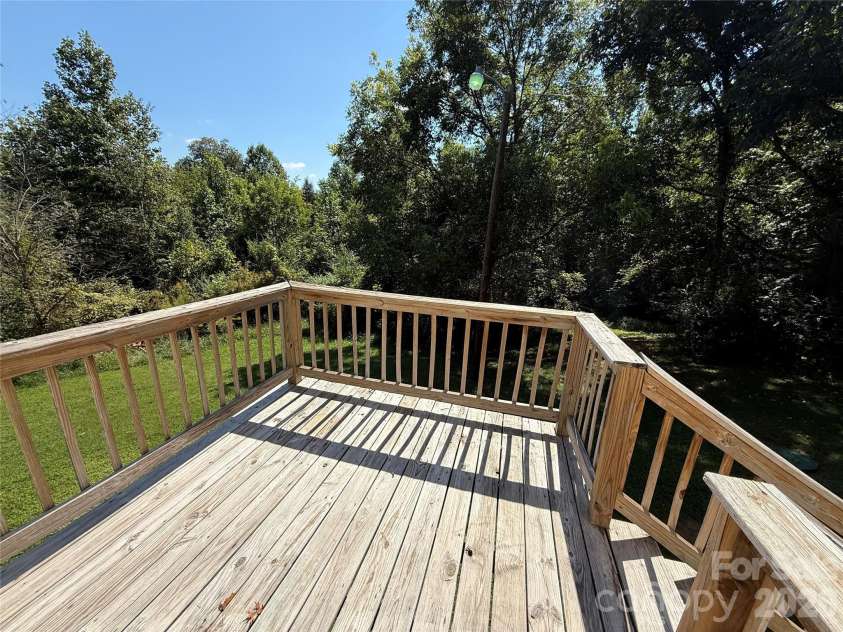 44 Oak Hill Road, Nebo, NC 28761.  MLS# CAR4423318, YatesRealty ID 50821. Side Deck