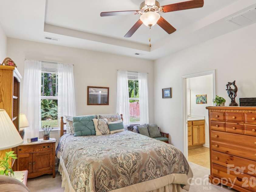 73 Foxtail Court, Hendersonville, NC 28792.  MLS# CAR4424320, YatesRealty ID 50825. 