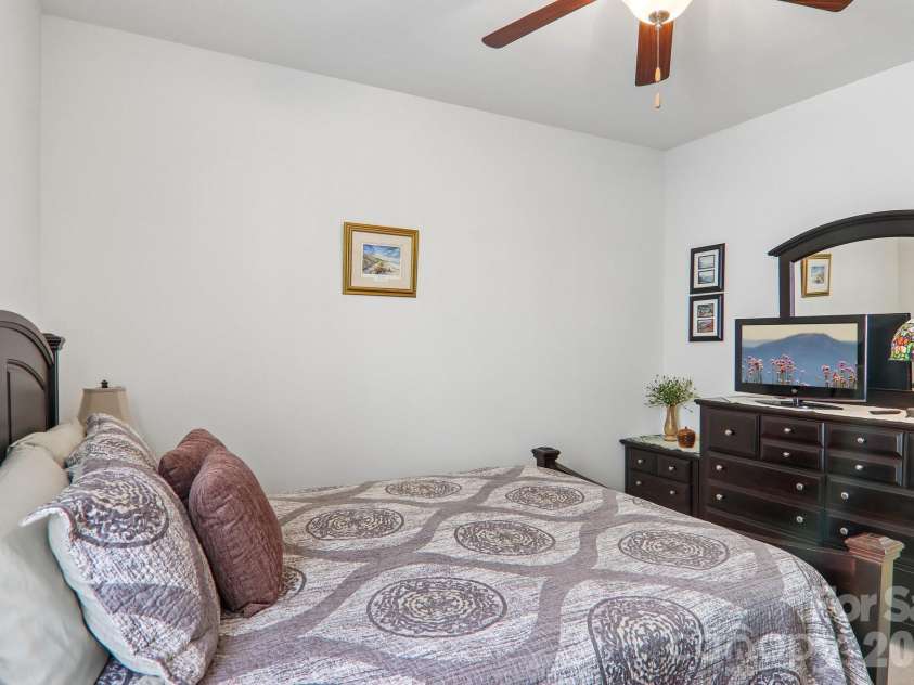 73 Foxtail Court, Hendersonville, NC 28792.  MLS# CAR4424320, YatesRealty ID 50825. 