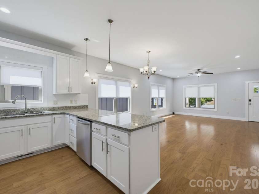 25 Gratitude Drive, Asheville, NC 28806.  MLS# CAR4415732, YatesRealty ID 50826. 
