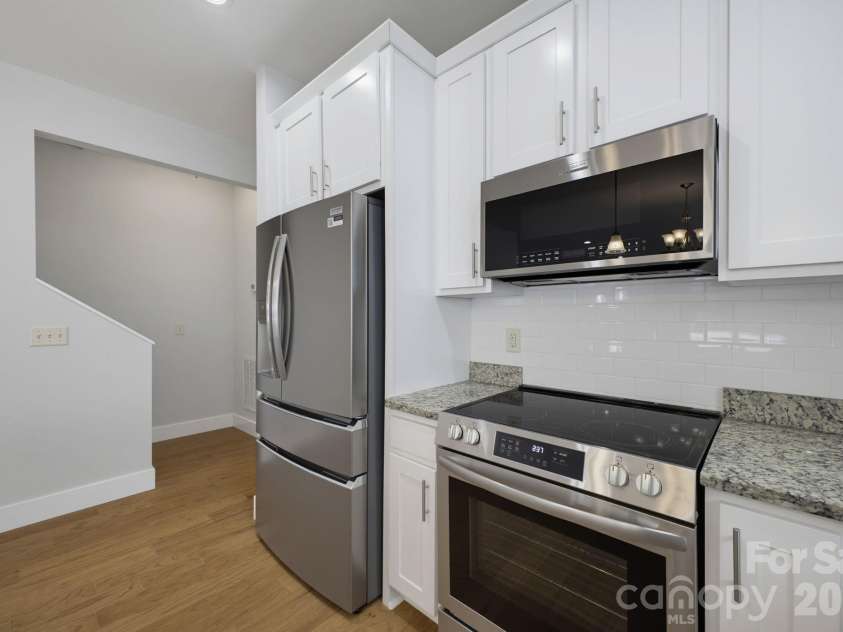 25 Gratitude Drive, Asheville, NC 28806.  MLS# CAR4415732, YatesRealty ID 50826. 