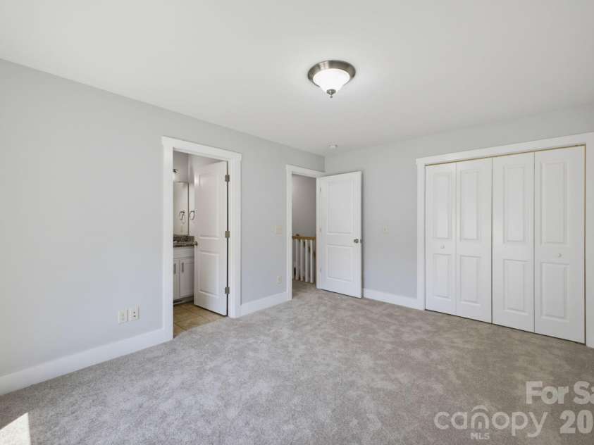 25 Gratitude Drive, Asheville, NC 28806.  MLS# CAR4415732, YatesRealty ID 50826. 