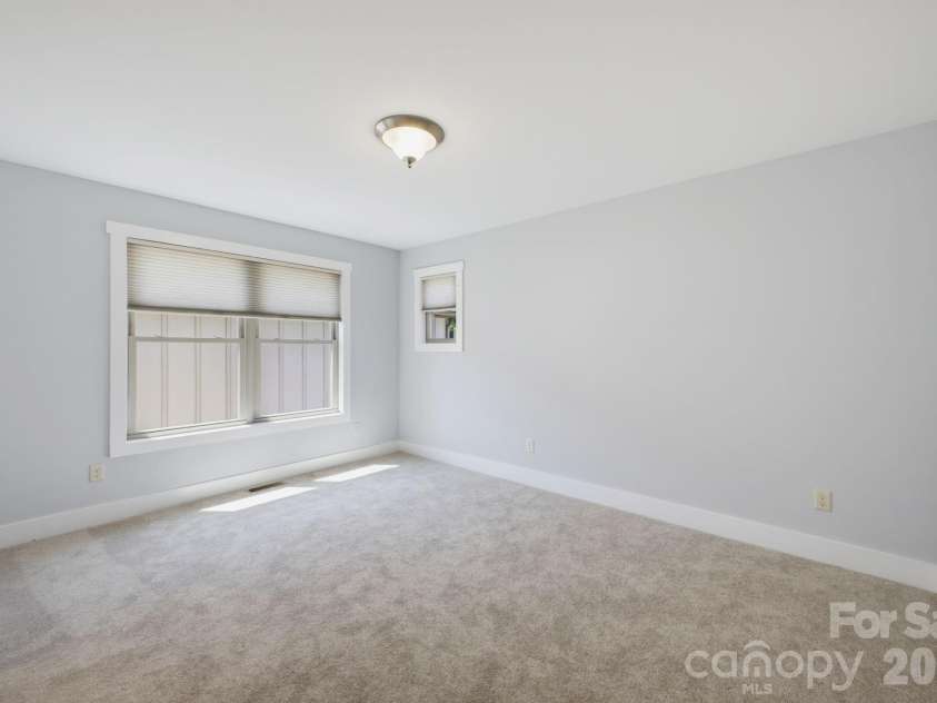 25 Gratitude Drive, Asheville, NC 28806.  MLS# CAR4415732, YatesRealty ID 50826. 